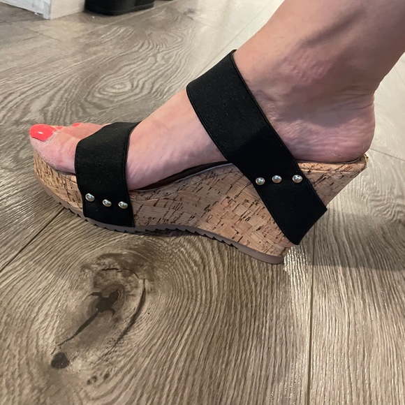Wedge Slip on Heels Size 7 - Picture 2 of 3
